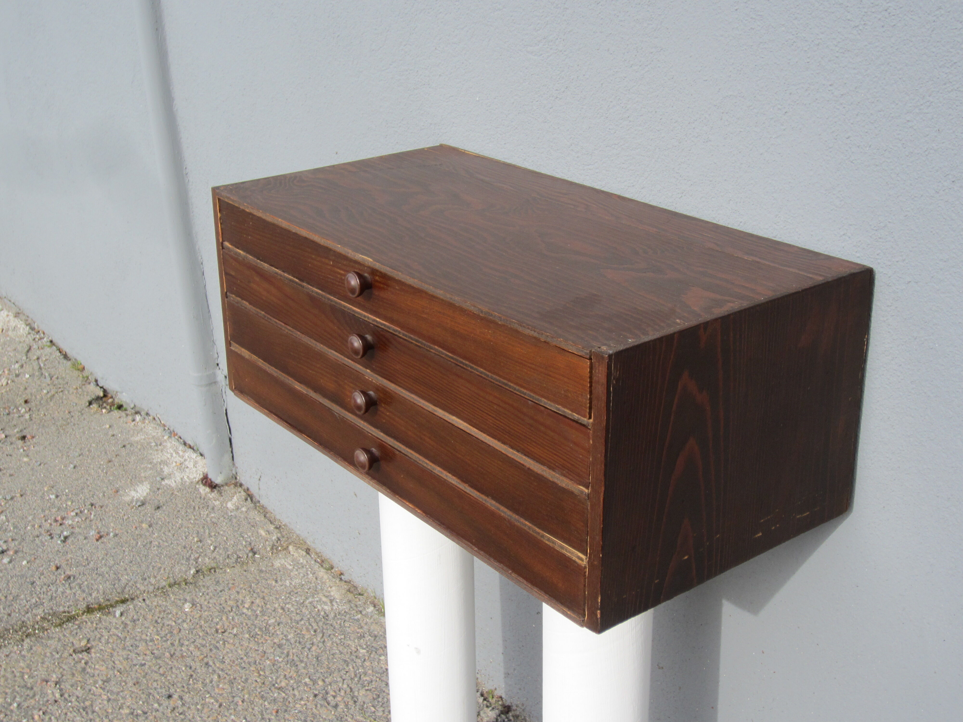 Loom furniture with watchmaker's drawers