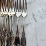 12 table forks