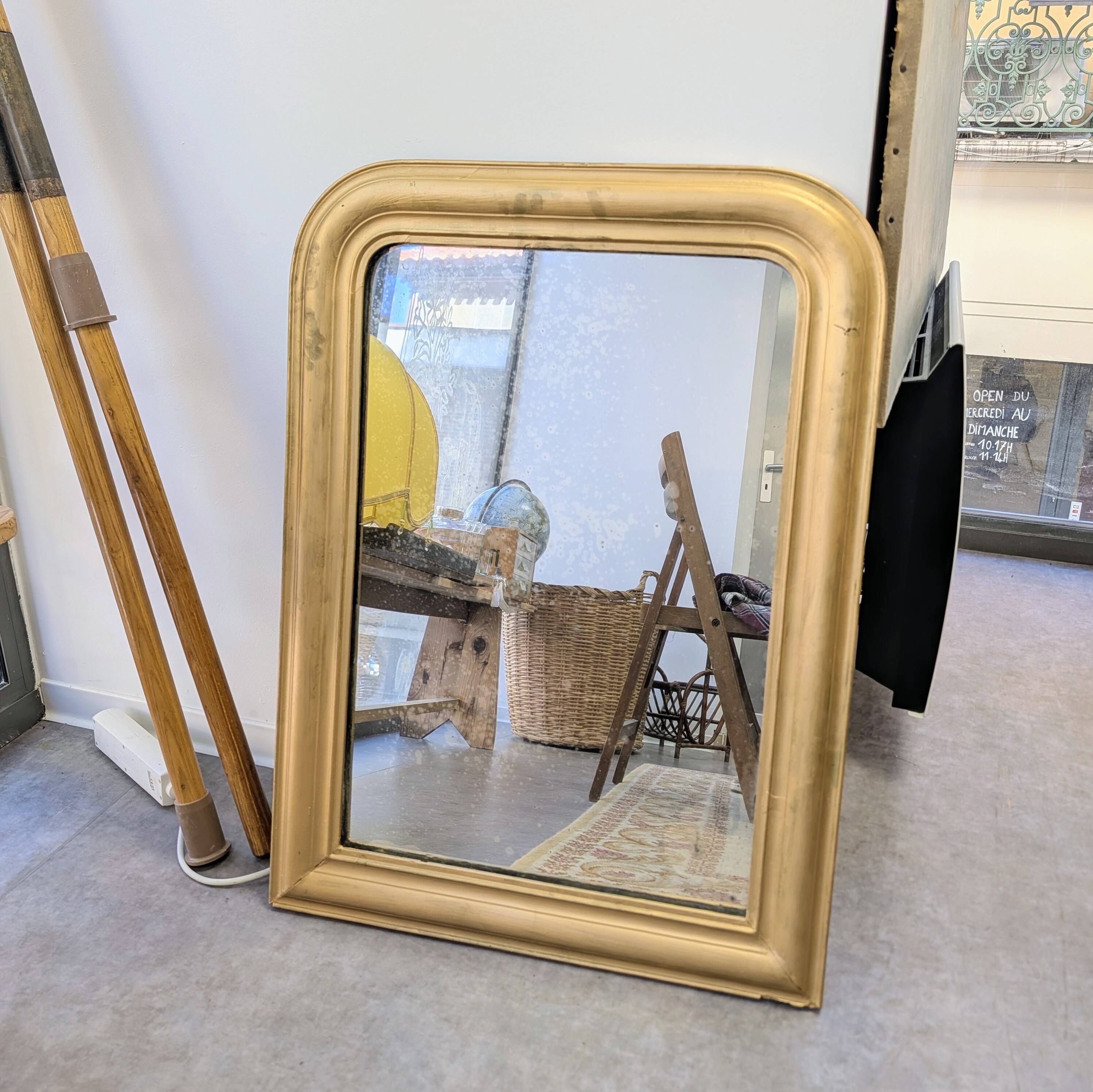 Miroir Louis-Philippe doré 60x81cm