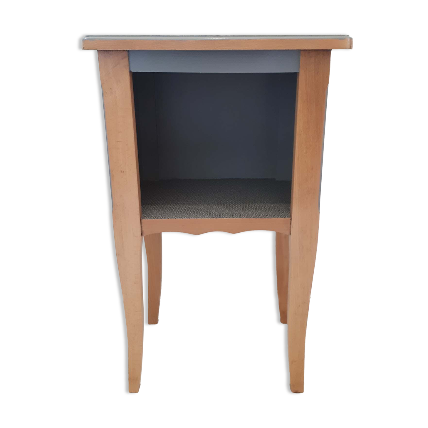 Small extra furniture, old bedside restyled