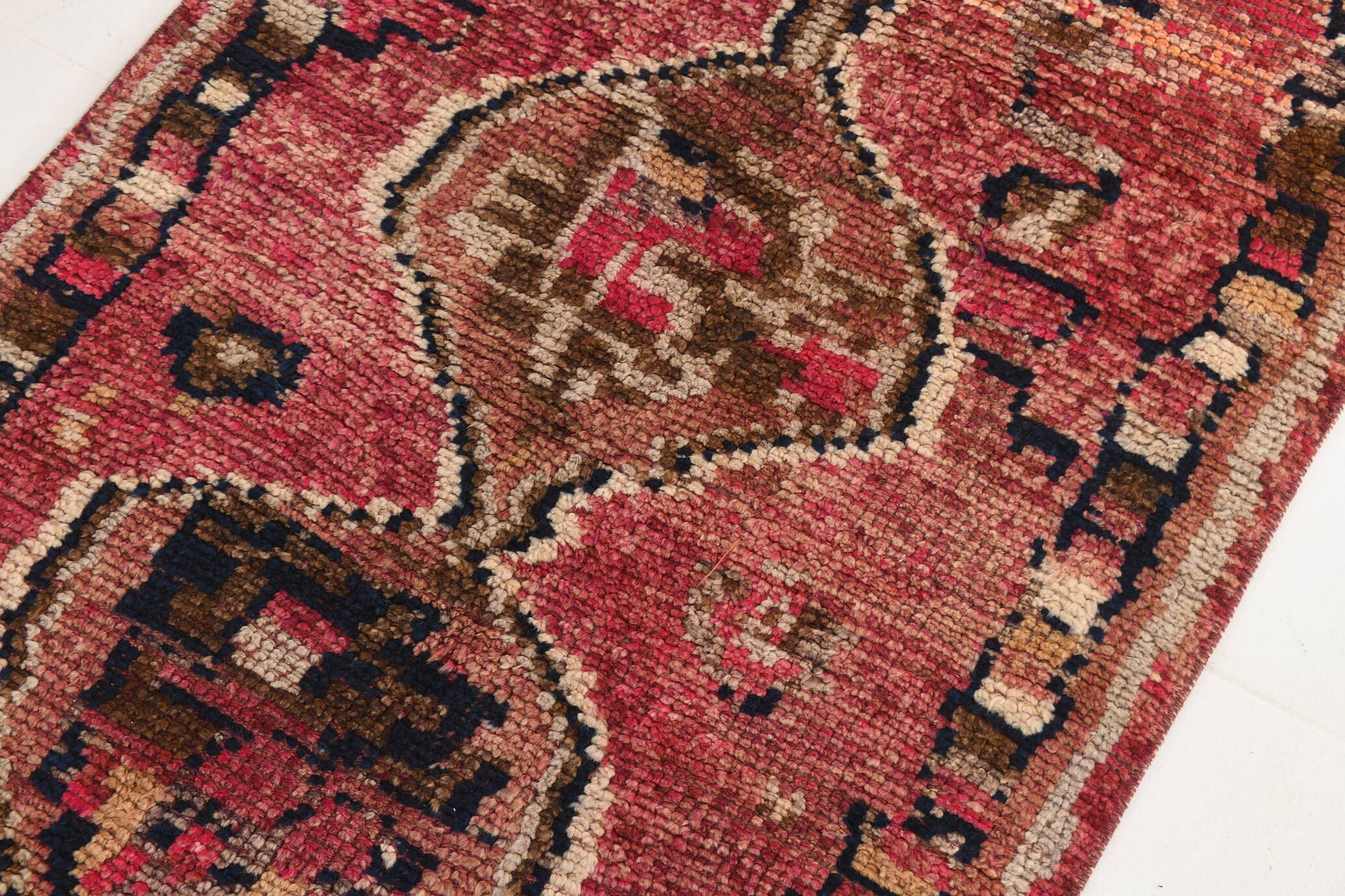 Red Cream Tribal Turkish Runner Rug 88x311Cm SK 18885