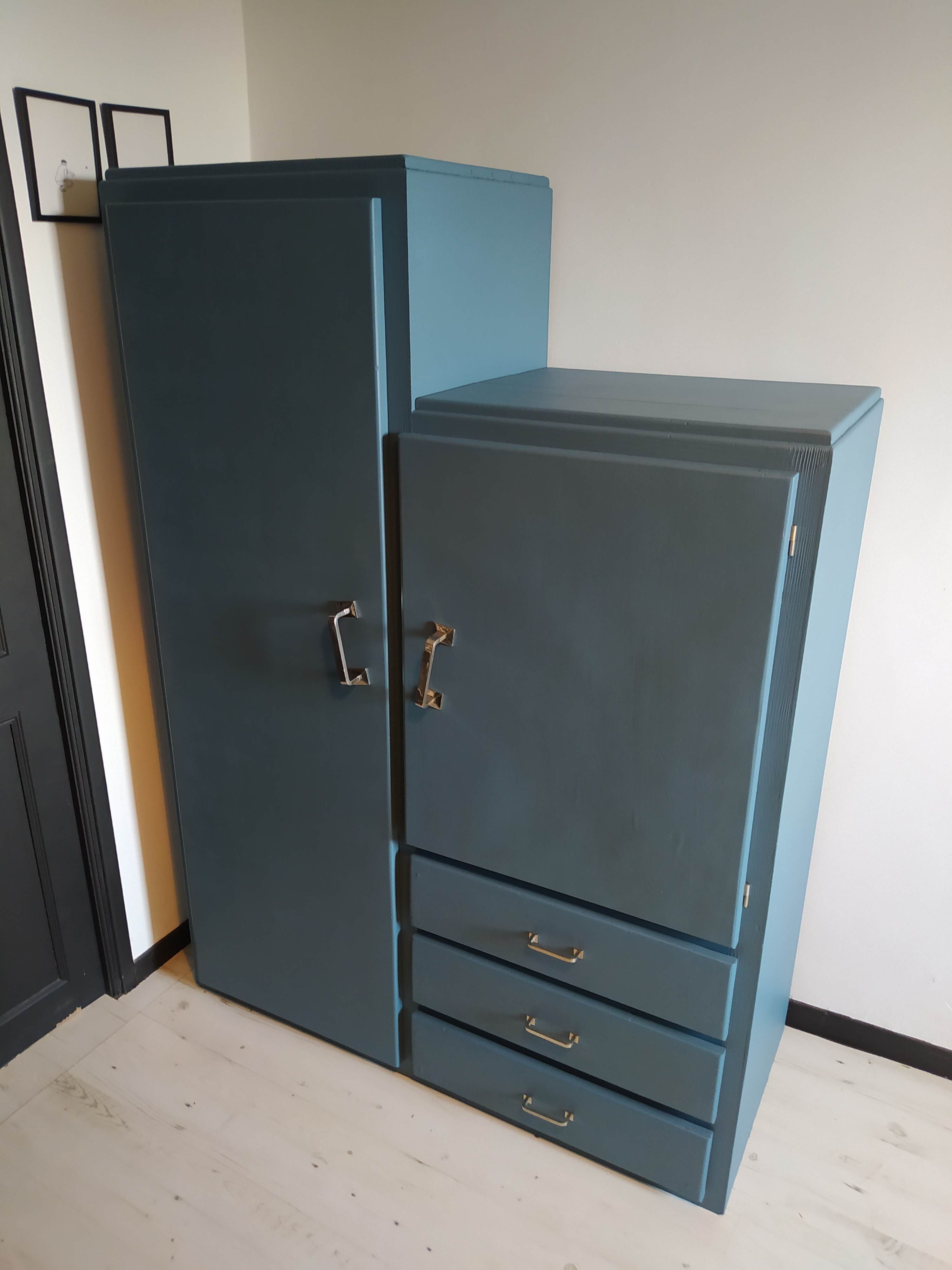 Vintage blue asymmetrical cabinet