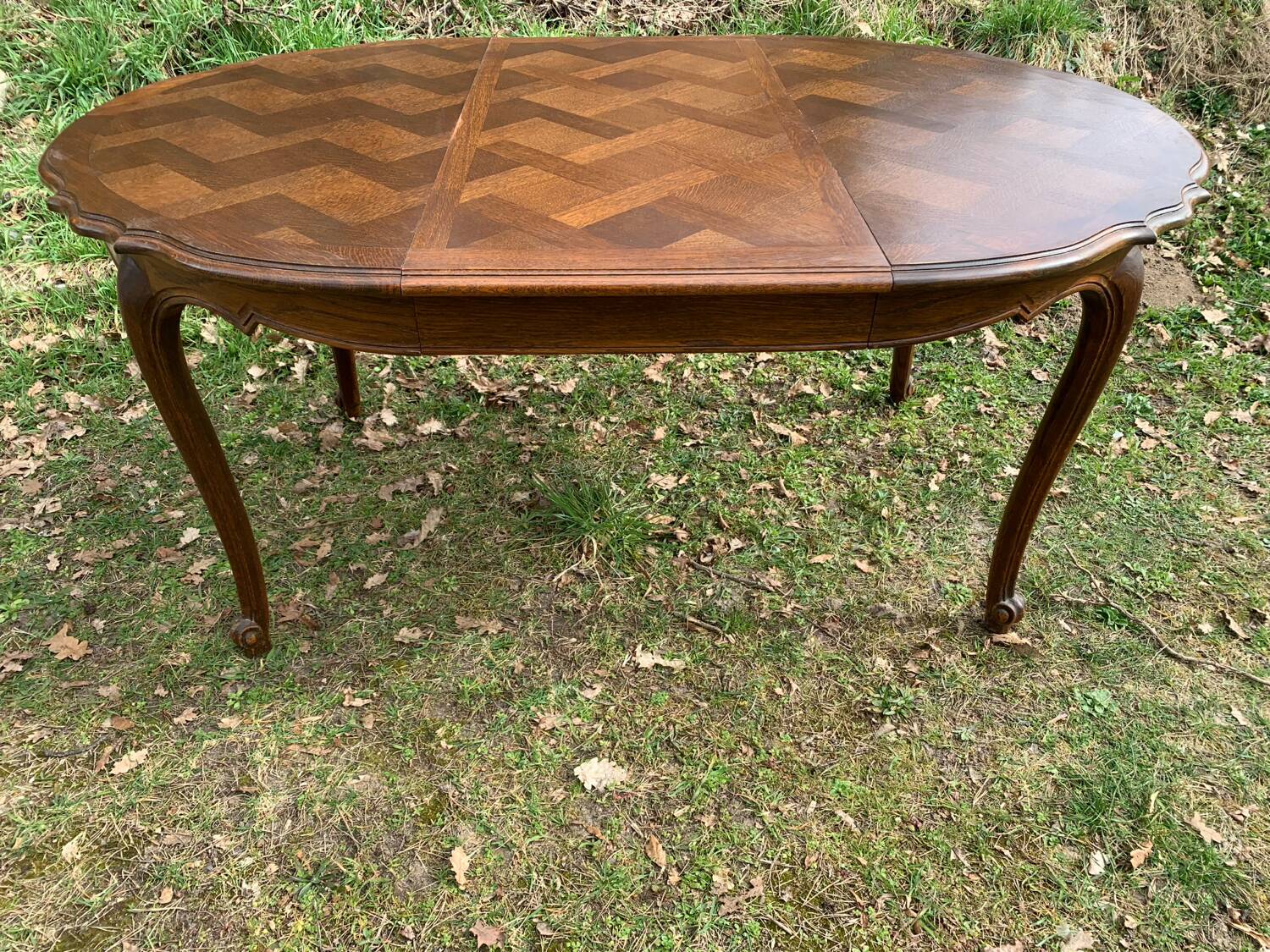 Dining table with glass top Pierson