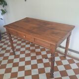 Farmhouse table