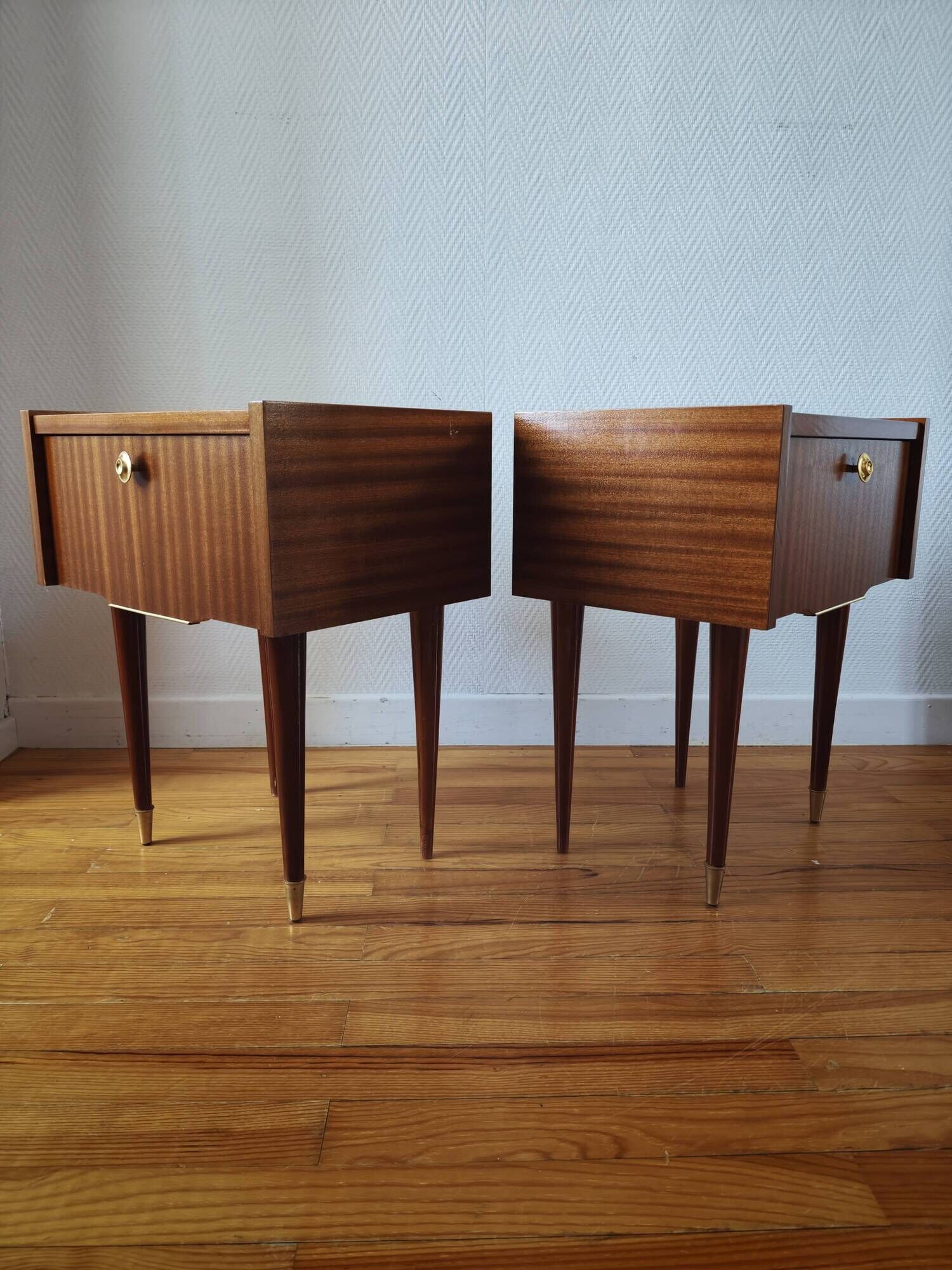 Paire de tables de chevet Mid-Century