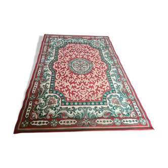 Vintage carpet 1m 82 x 2 m 72