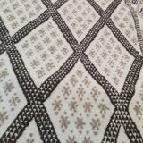 Traditional handmade white and grey carpet 178x125cm