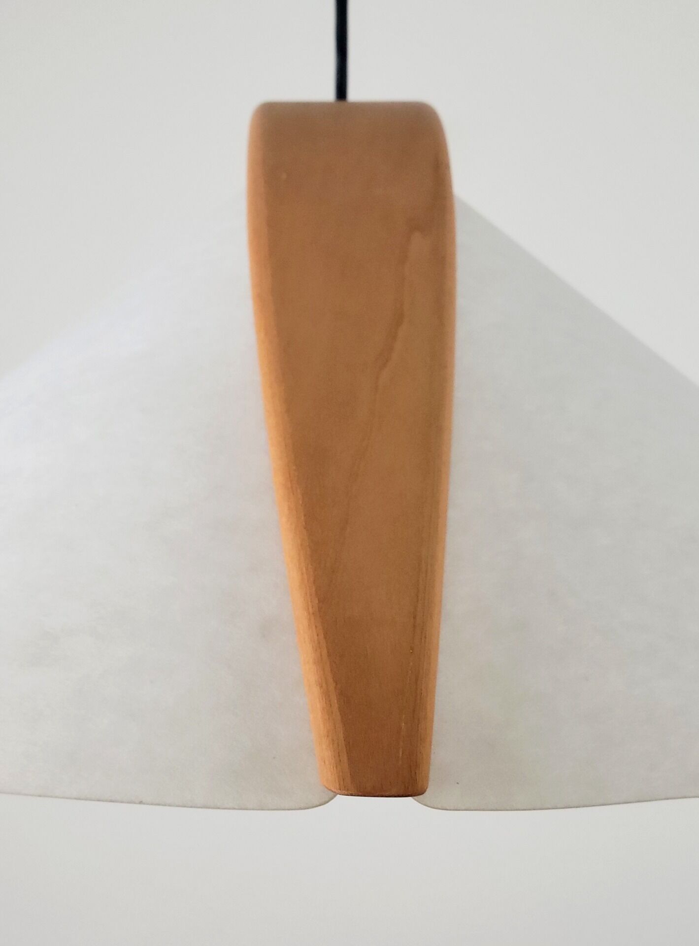 Suspension Domus Arta par Mario Vivaldi, 1994