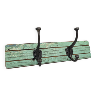 Solid teak coat hook with 2 double cast iron hooks