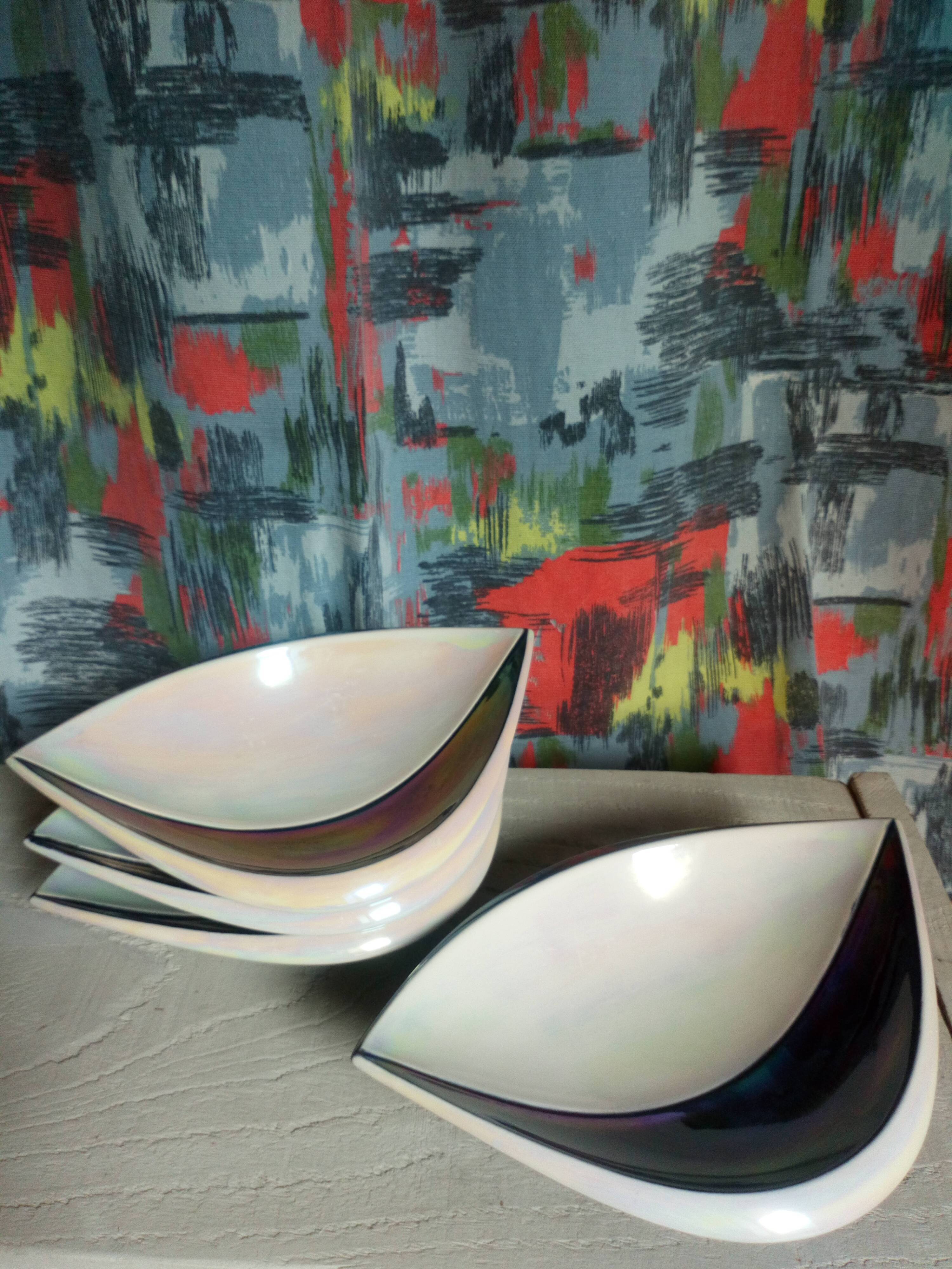 Four vintage Verceram ceramic dessert plates