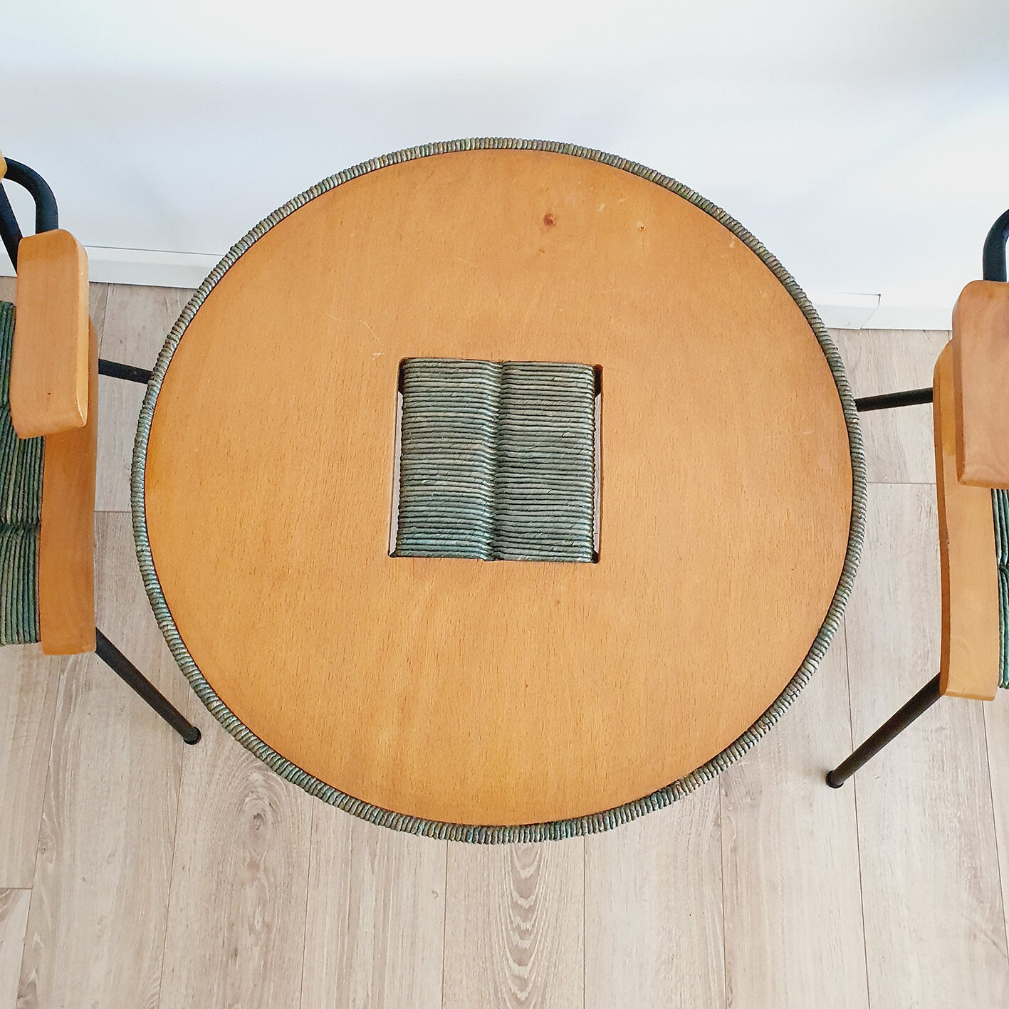Pair of armchairs and vintage coffee table straw, wood and metal