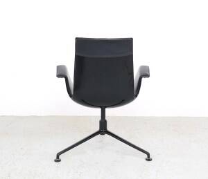 Walter Knoll "The Bucket chair" swivel chair black