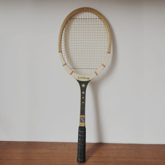 DISCOVER TENNIS RACKETS