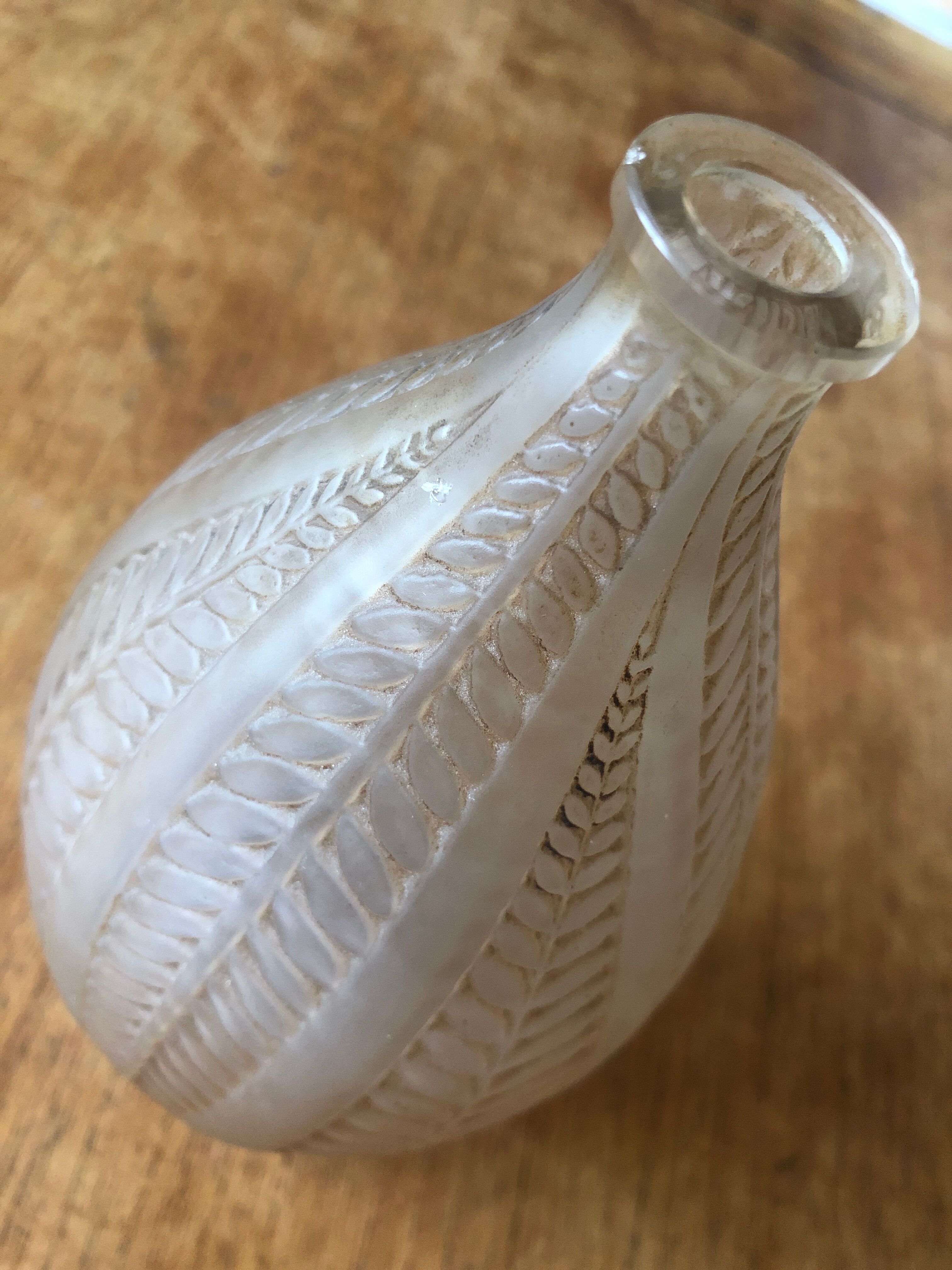 Vase René lalique acacia années 30 signé