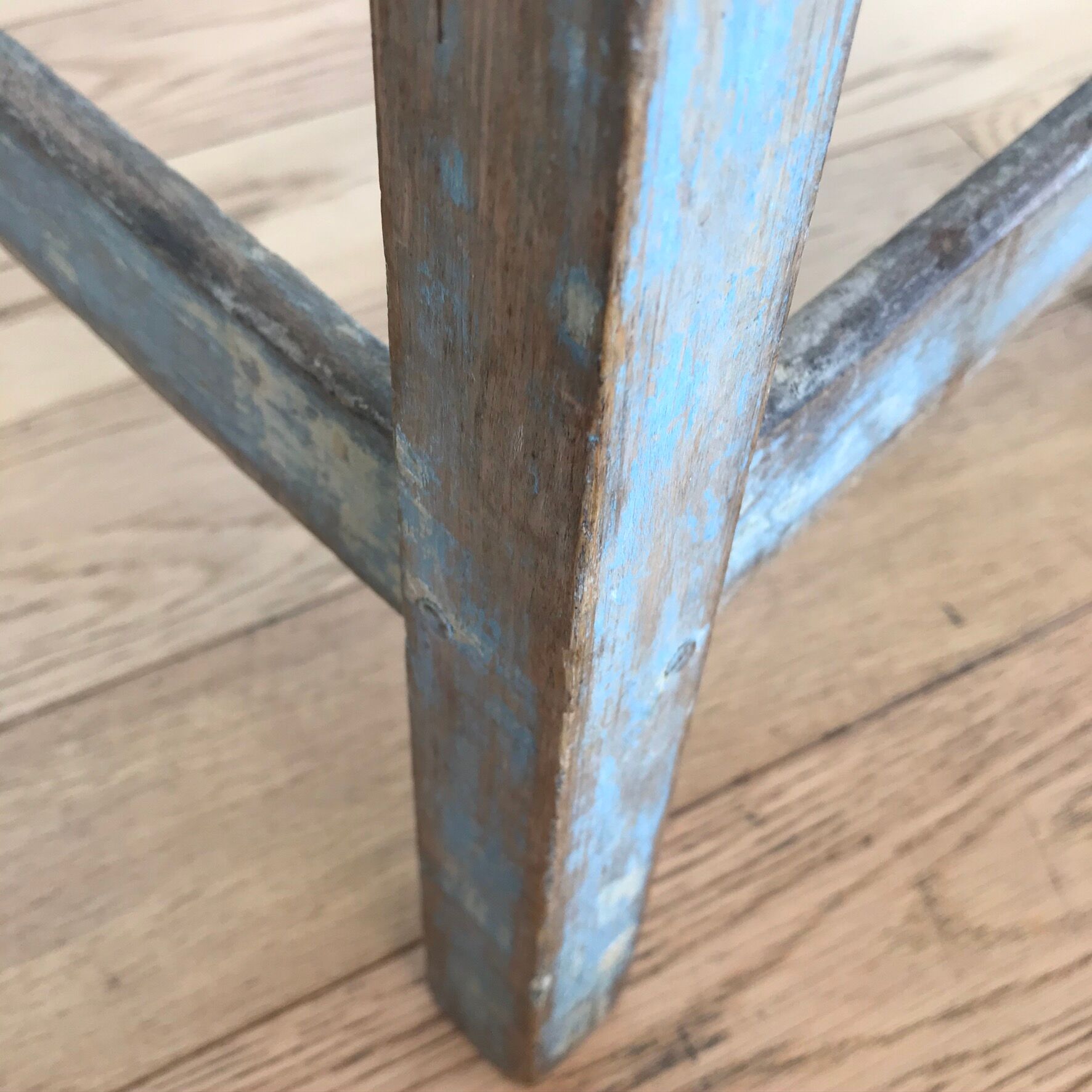 Vintage wooden painter's workshop tabouret