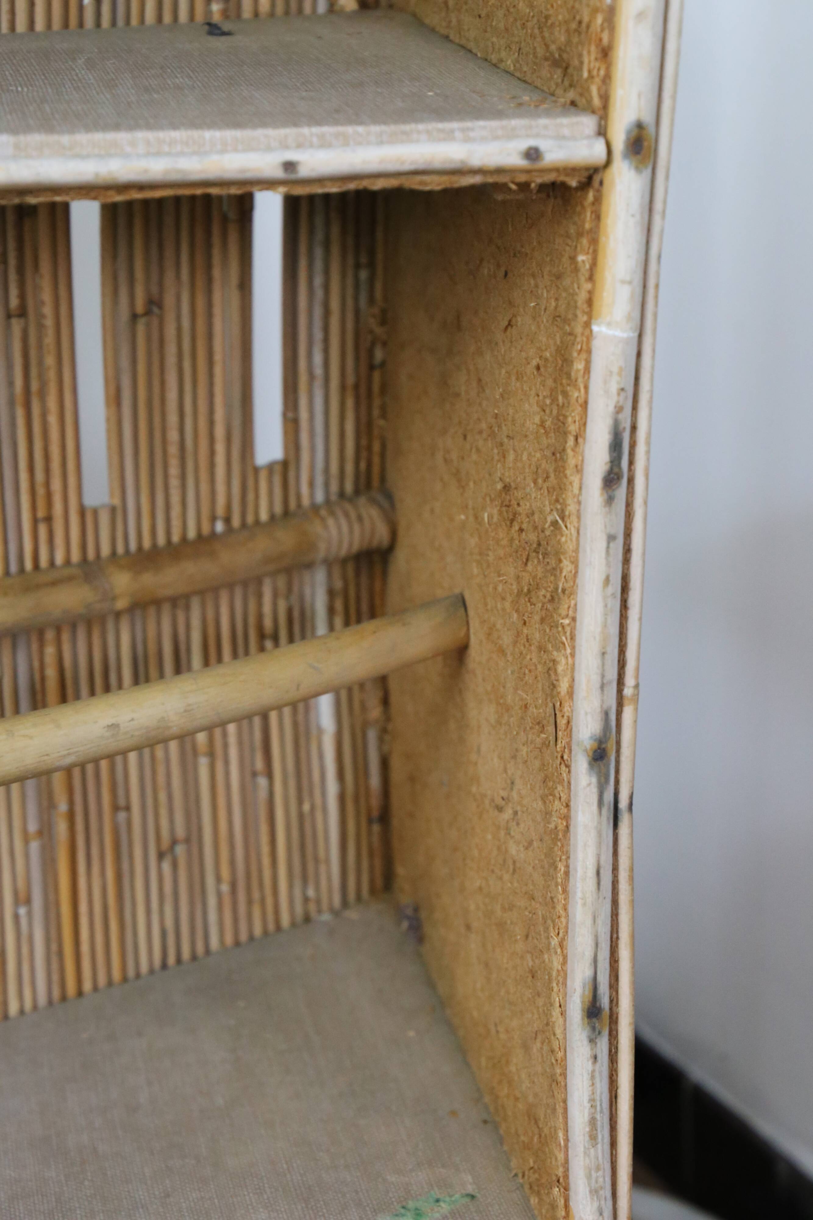 Tiki bar, rattan bar and two stools