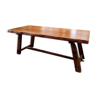 Aranjou brand table