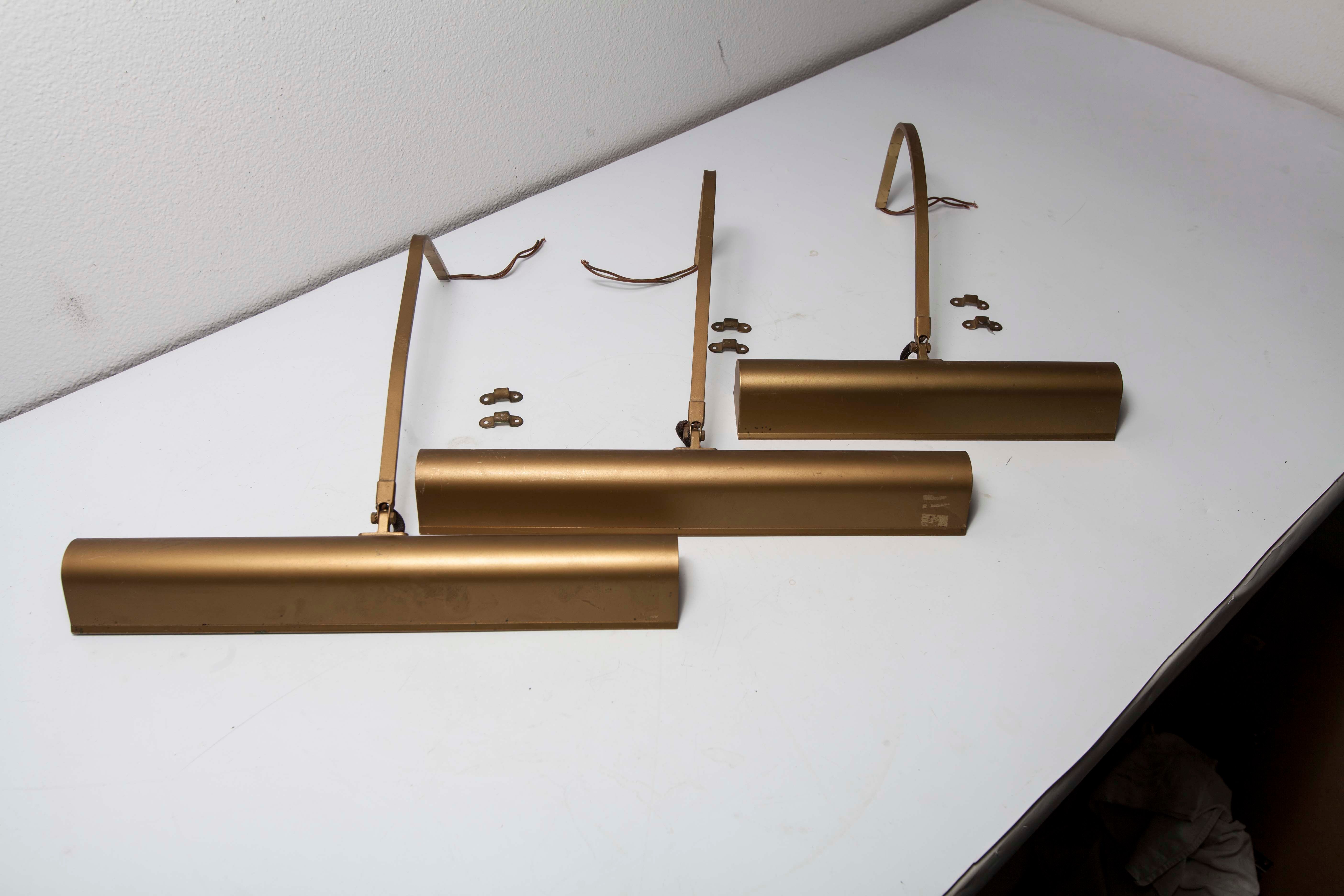 Lot of 3 brass painting wall light