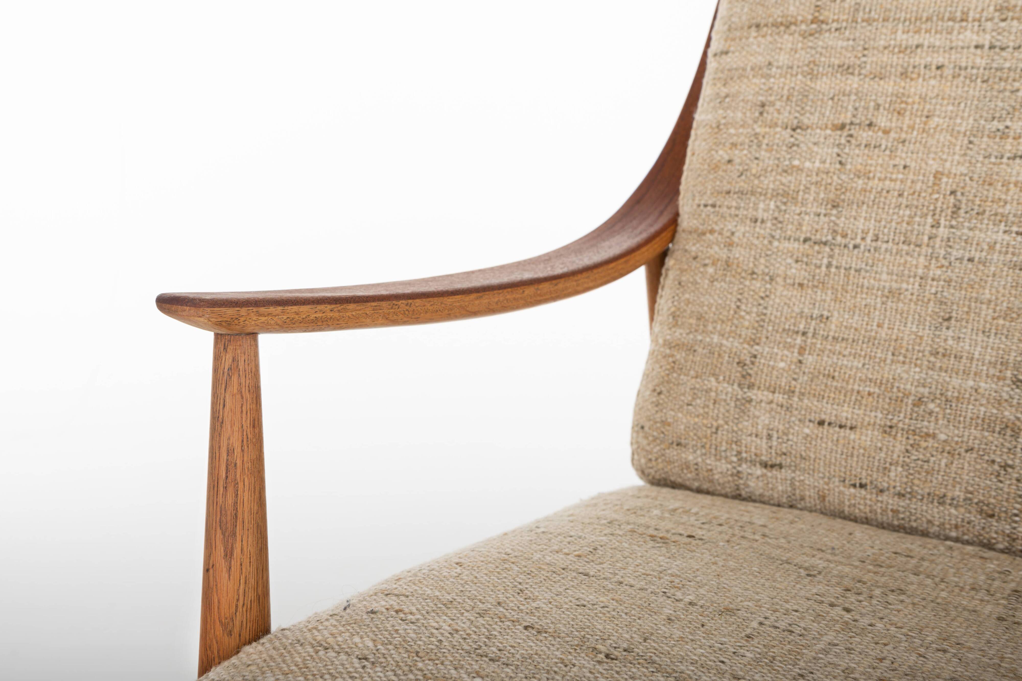 Fd144 Easy Chairs in Oak and Teak by Peter Hvidt & Orla Mølgaard-Nielsen for France & Daverkosen