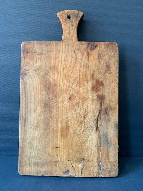 Old cutting board in French solid wood