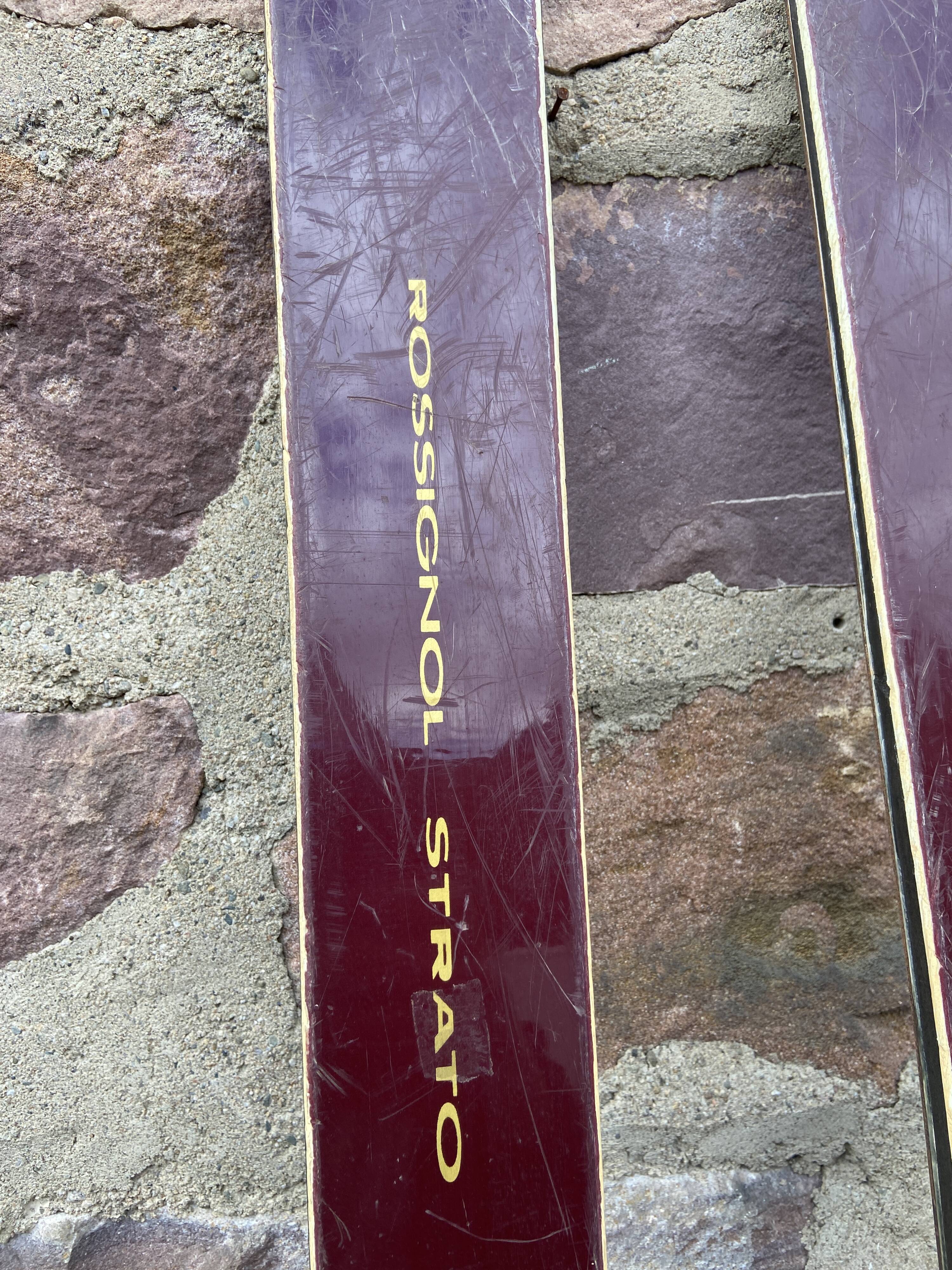 Paire de skis 1960 vintage rossignol