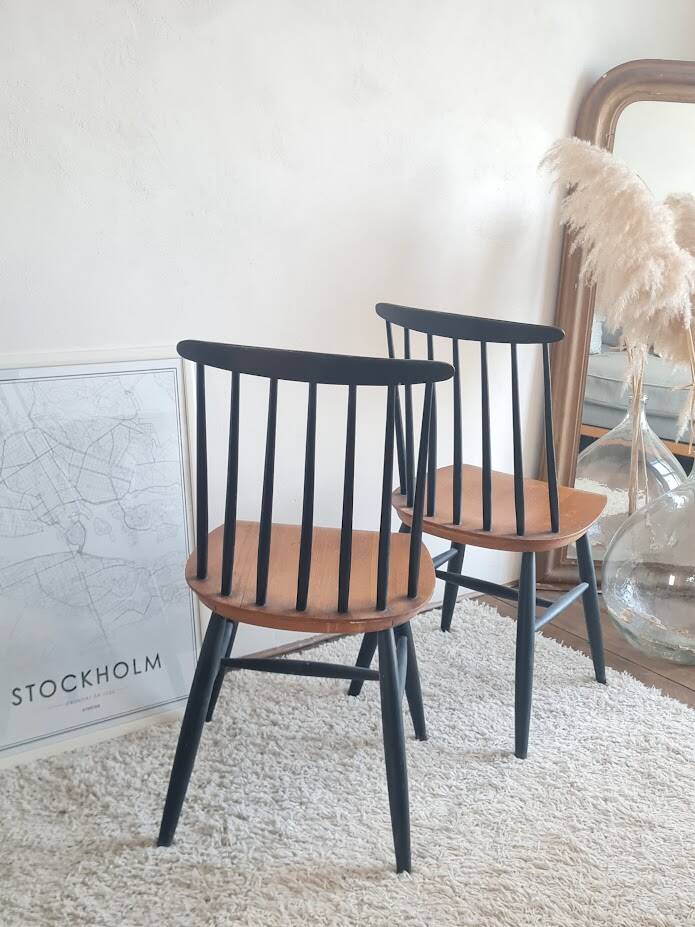 Pair of Scandinavian chairs model Fanett by Tapiovaara