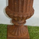 Vase médicis en fonte