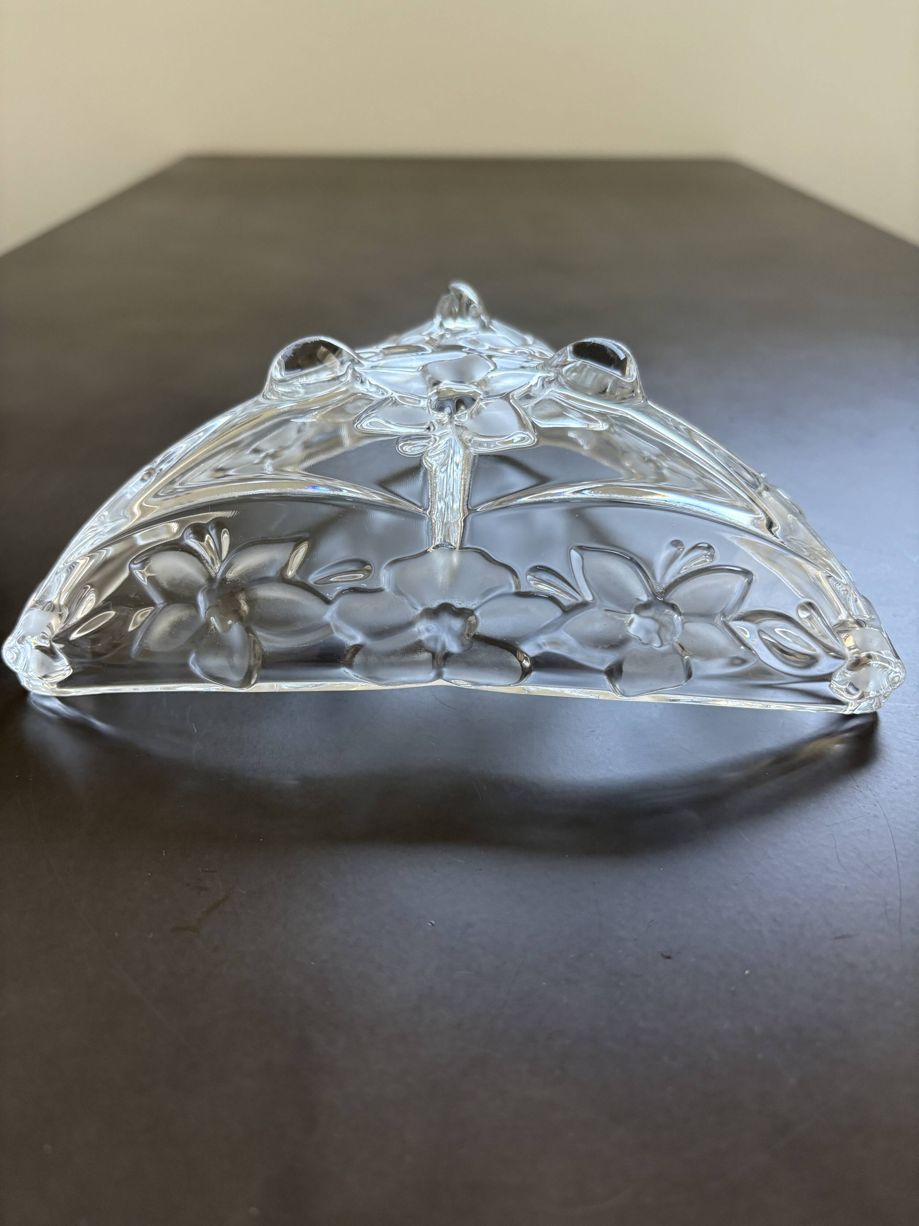 Crystal triangle dish