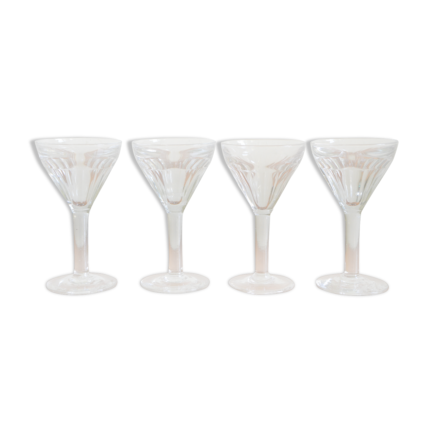 Lot of 4 aperitif glasses dating back to the 1930s