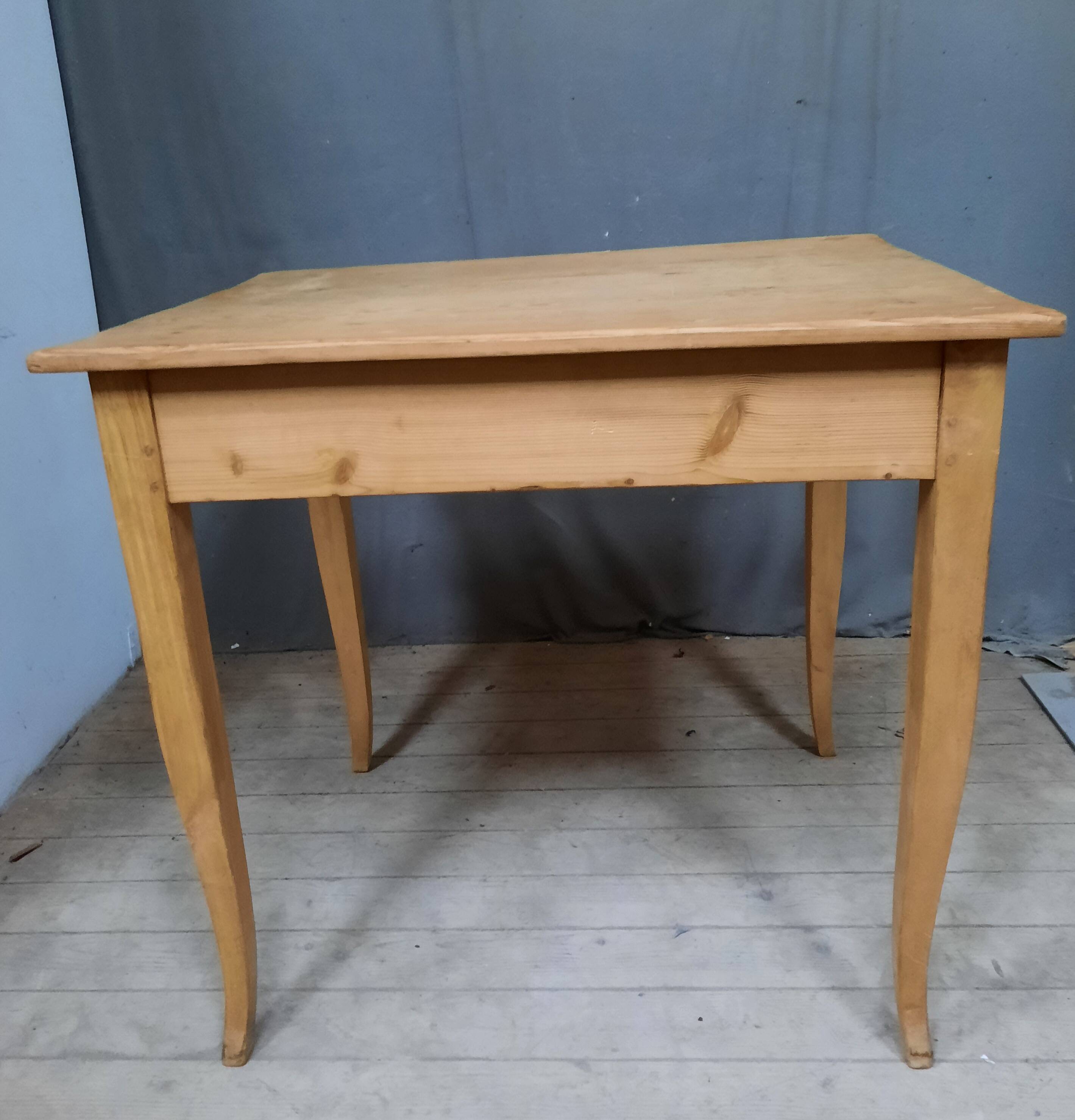 Louis XV style table in natural wood