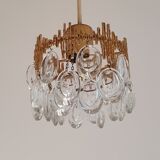 Lustre brutaliste en laiton avec pampilles en cristal