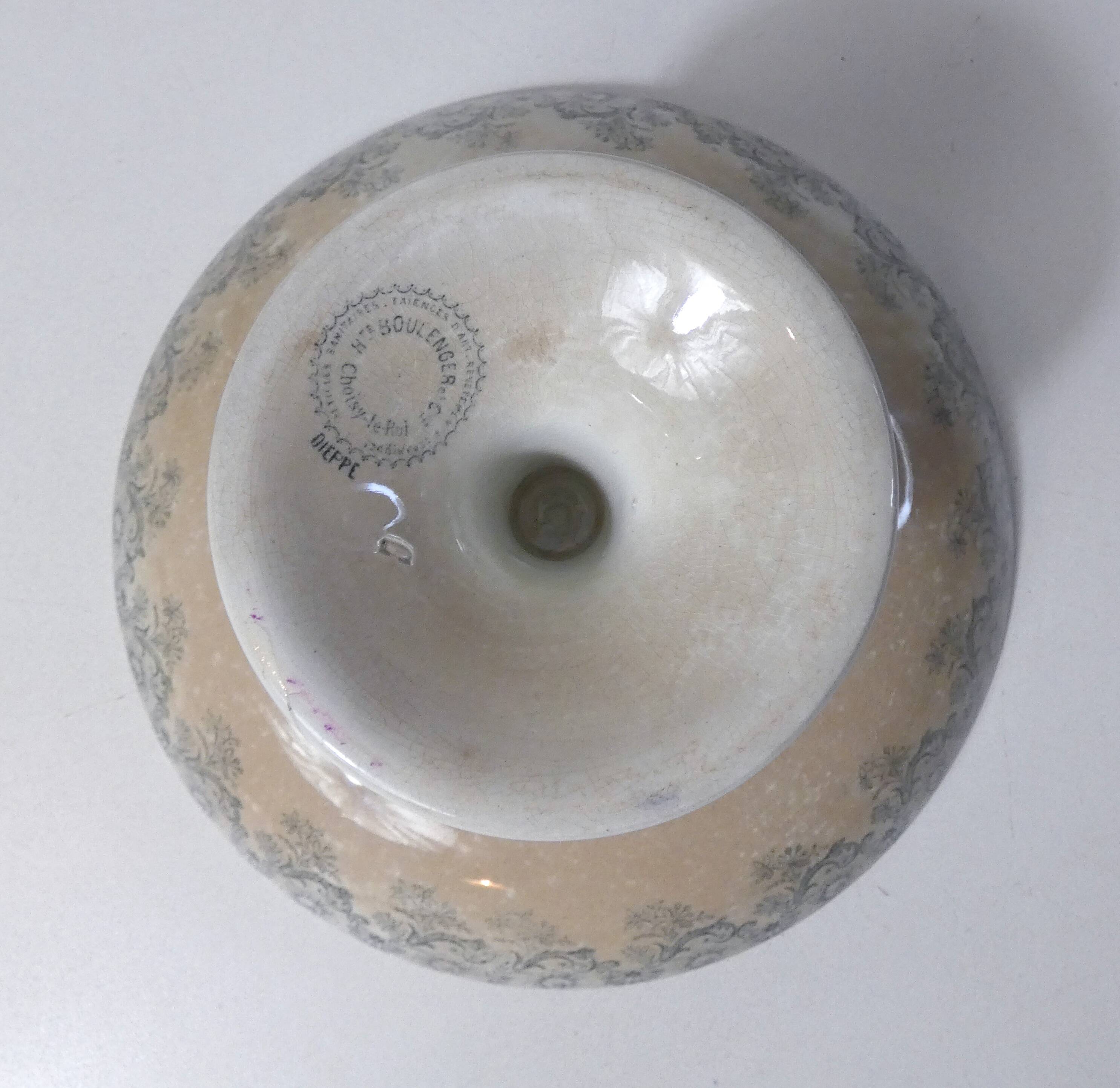 Iron earth plate on foot compote bowl Boulenger Choisy le Roi