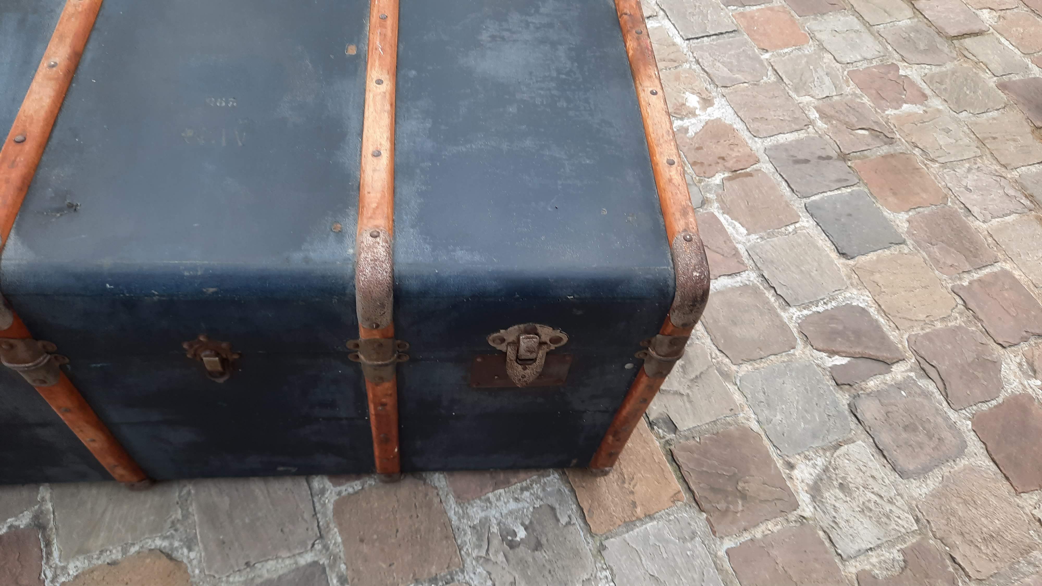 Travel trunk 1930
