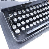 Brilliant black torpedo typewriter 1936