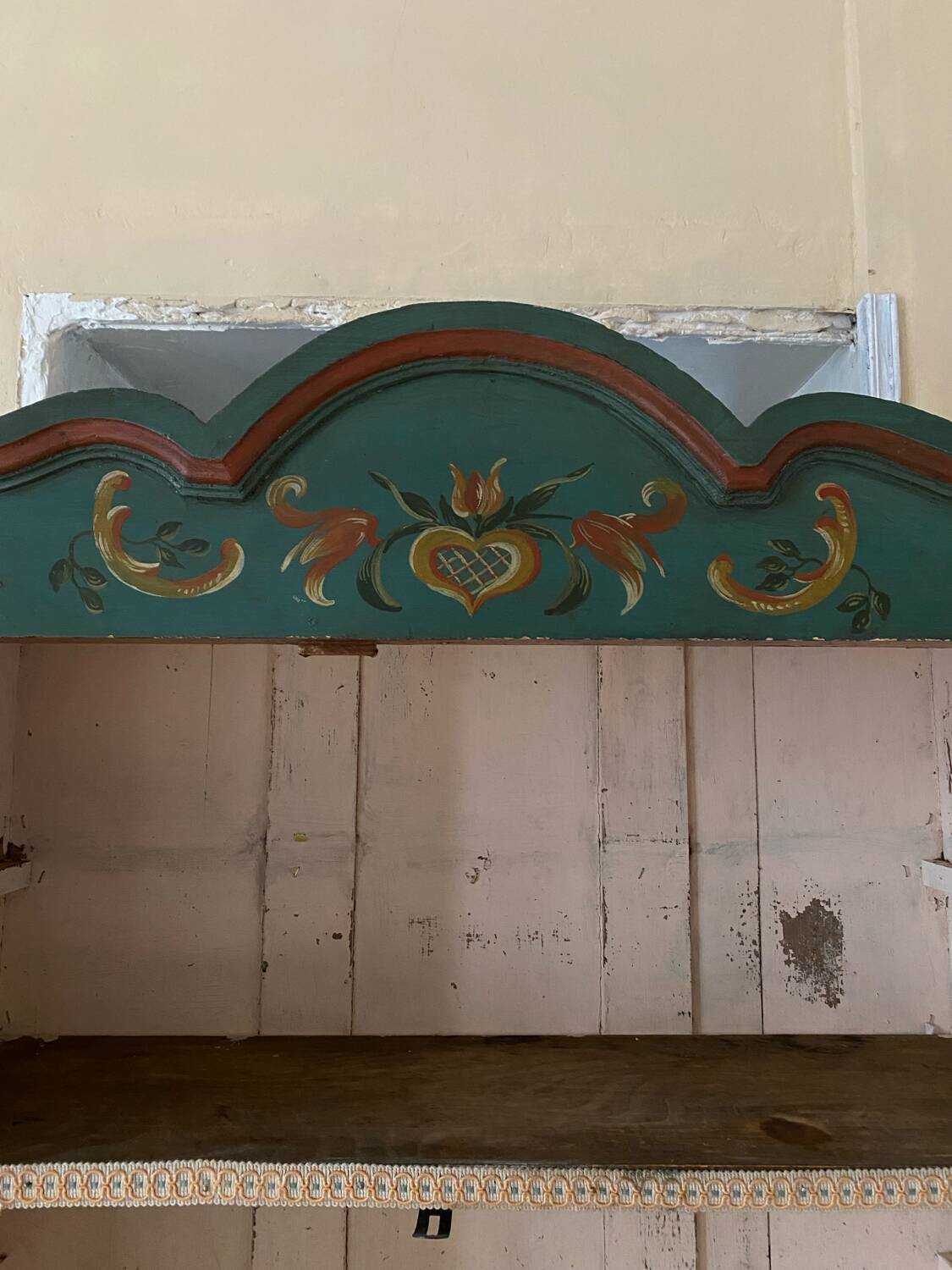 Antique polychrome Alsatian kitchen cupboard