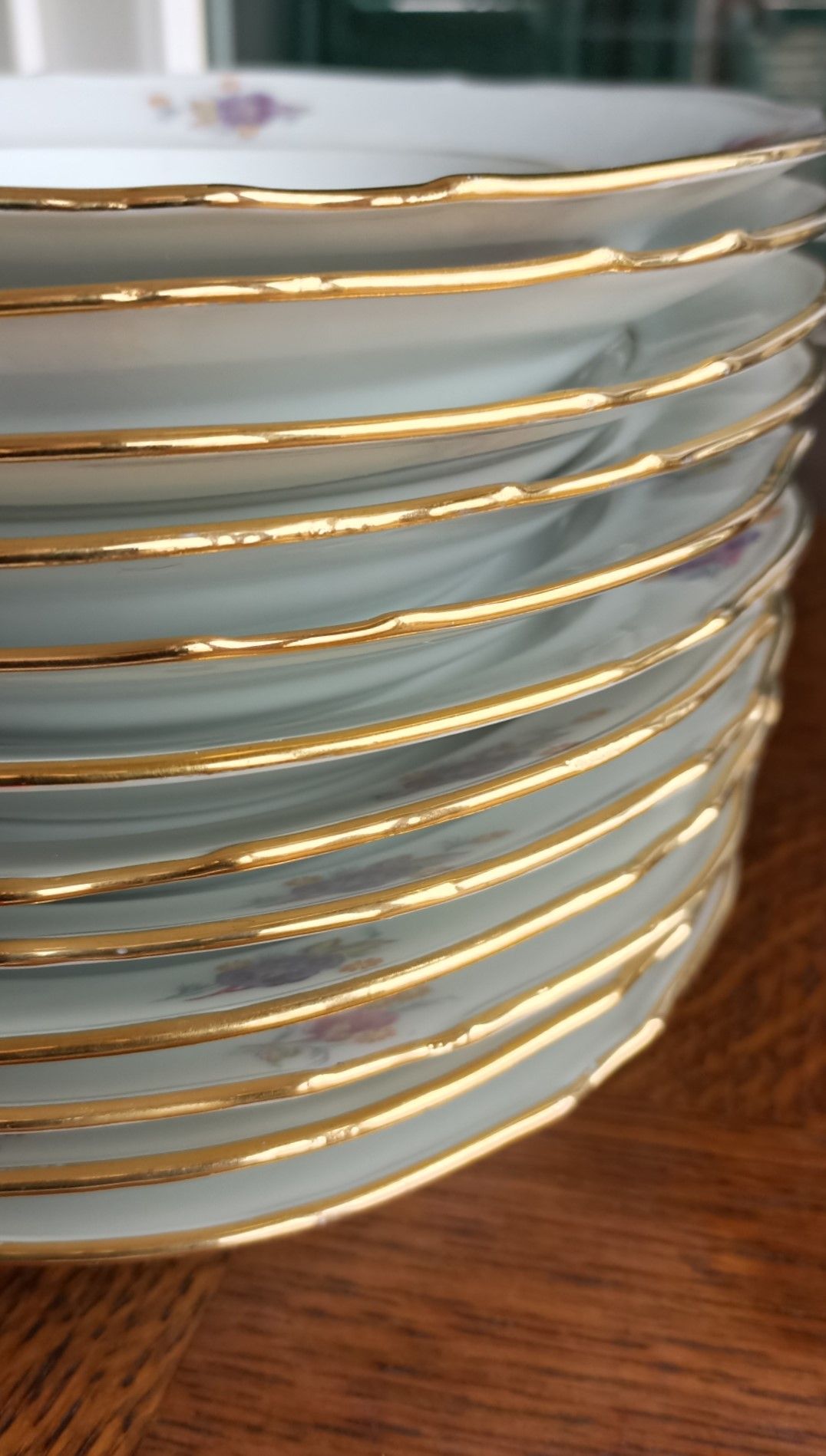 12 semi-hollow plates in Vierzon porcelain decorated with flowers and gilding