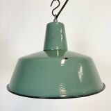 Suspension industrielle en émail vert, années 1960