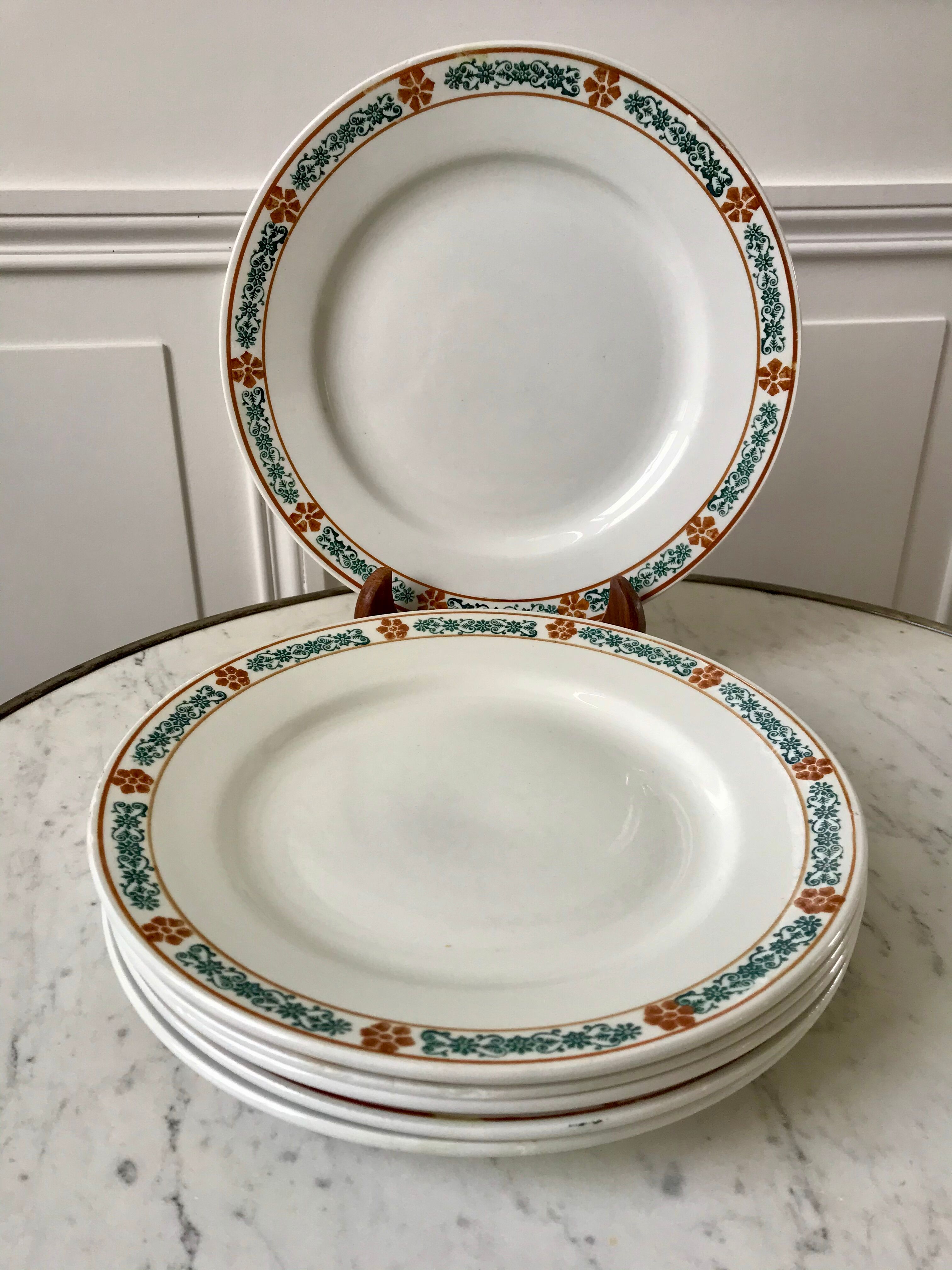 set of 6 flat plates Terre de Fer St Amand model "Molière" XXth