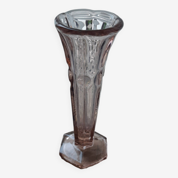 Vase cornet en verre teinte rose d'époque Arts Déco, vers 1935