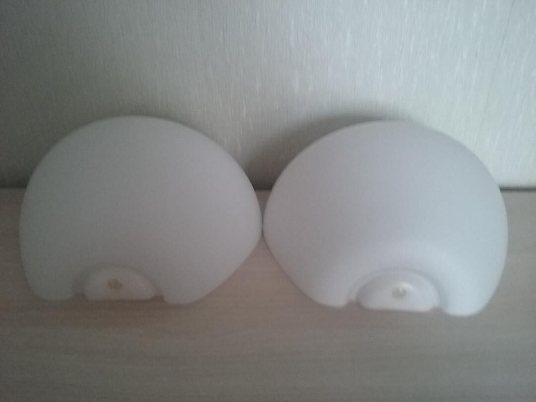 Duo of vintage opaline wall light