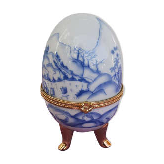 Boîte porcelaine en forme d'œuf