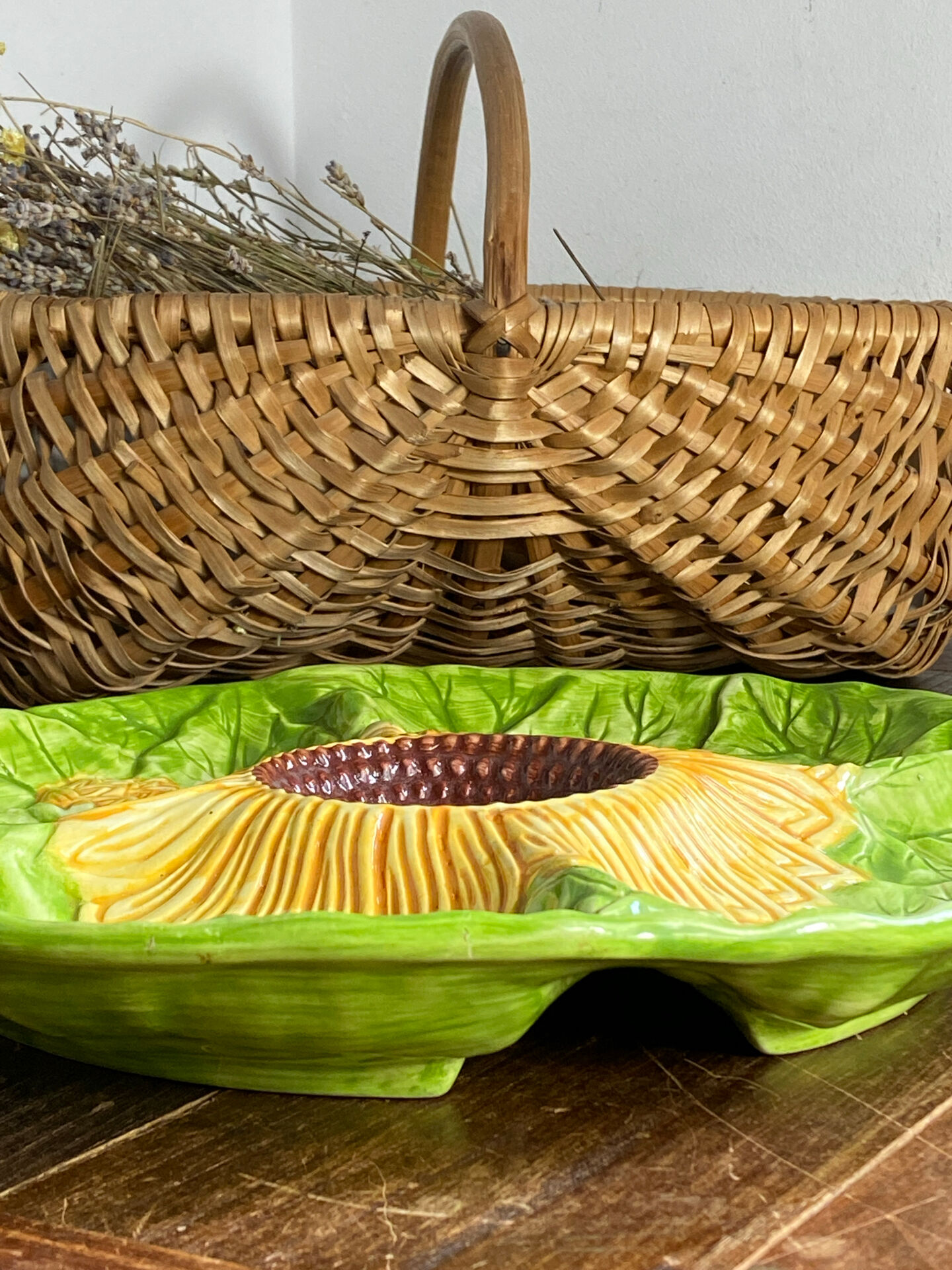 Divided plate, sunflower in slipware