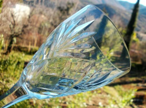 Saint Louis Chantilly wine glass