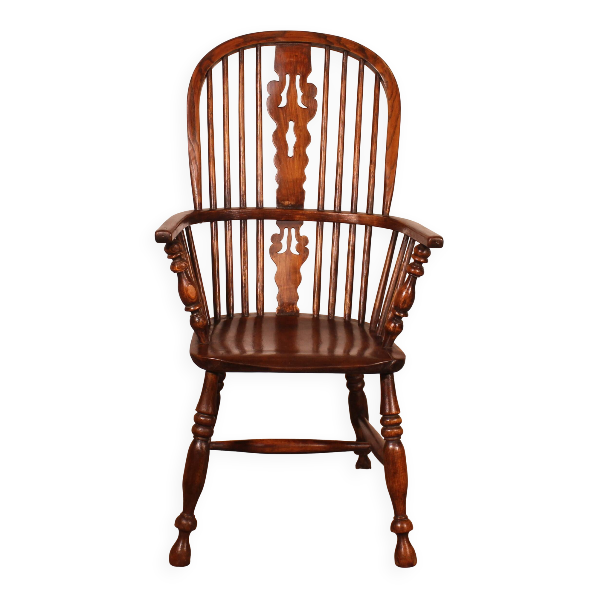 Windsor armchair in ash and elm from the early 19th century