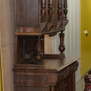 Armoire Néerlandaise Sculptée en Chêne Massif Début XIXe Siècle
