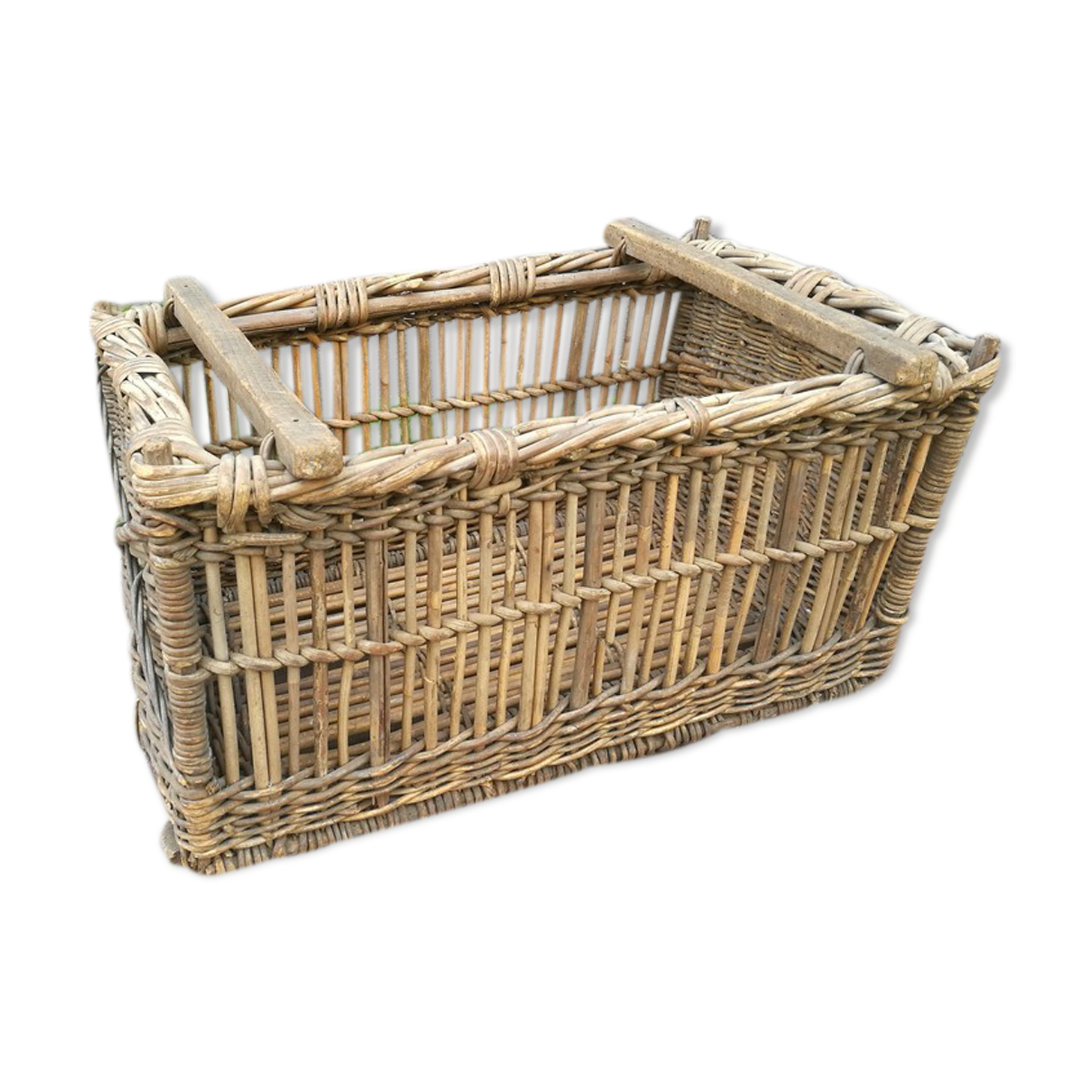 Wicker basket