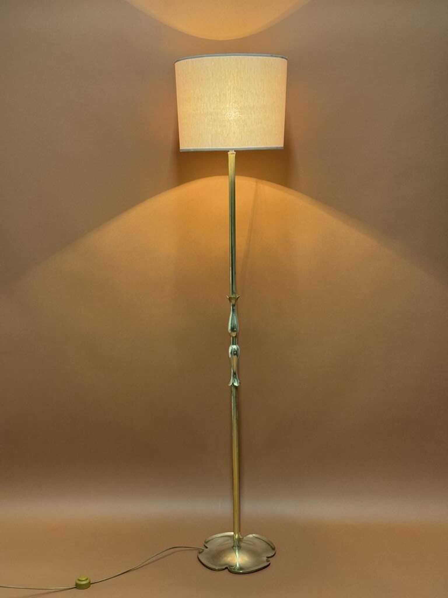 floor lamp by riccardo scarpa 1905-1999