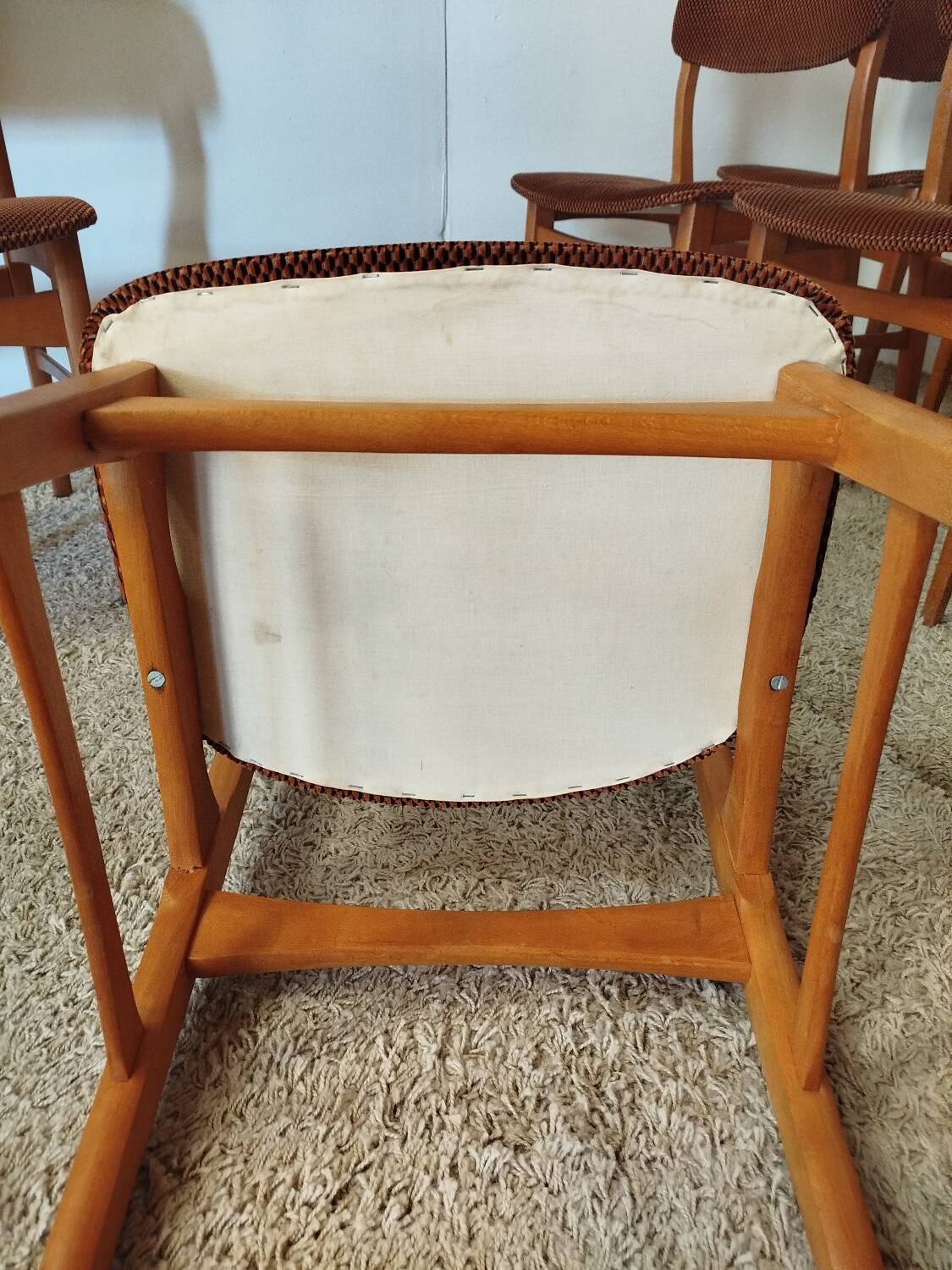 8 Svandinavian style chairs