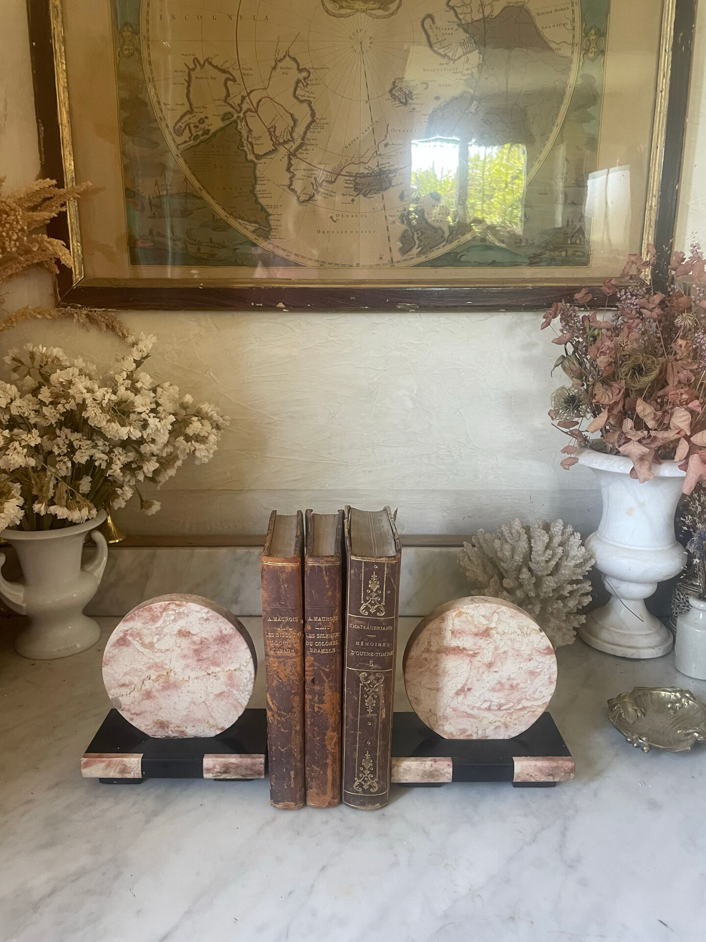 Pair of Art Deco marble and onyx bookends