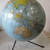 World map from the 60s/70s.